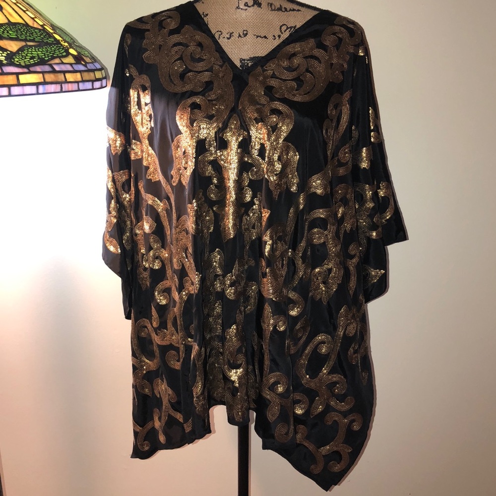Black and gold sequin tunic